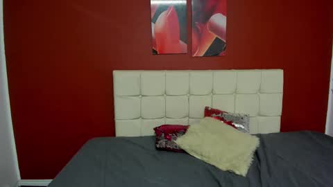 AURORA online show from 03/12/25, 06:33