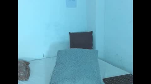 Snapshot of aurora_lenovic chatting on 02/24/25, 08:03 aurora_lenovic online show from 02/24/25, 08:03