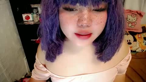 Snapshot of aurora_more chatting on 02/08/25, 01:33 cute online show from 02/08/25, 01:33