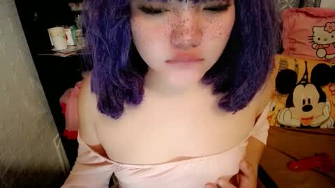 Snapshot of aurora_more chatting on 02/20/25, 11:43 cute online show from 02/20/25, 11:43