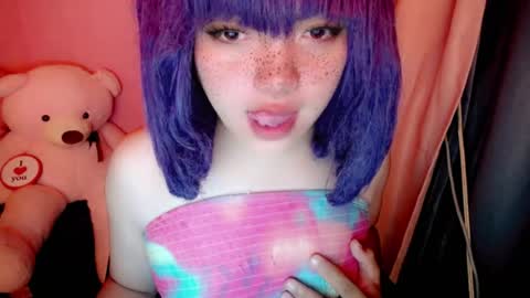 Snapshot of aurora_more chatting on 07/26/26, 10:49 cute online show from 07/26/26, 10:49