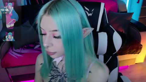 AURORA NATSUKI online show from 04/08/26, 10:59