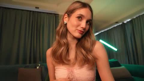 Aurora online show from 02/10/25, 06:42