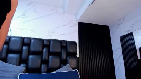 Aurora online show from 02/03/26, 06:40