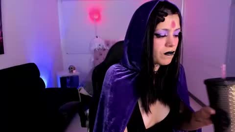 Aurora Diaz online show from 10/11/25, 08:07