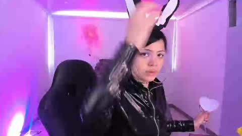 Aurora Diaz online show from 10/31/25, 07:37