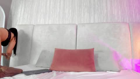 ...  ... online show from 12/29/24, 12:52