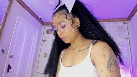 Aurora online show from 10/07/25, 12:02