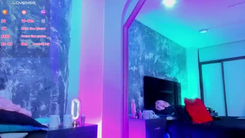 Aurora Rojas online show from 01/09/25, 06:59