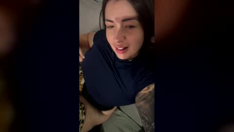 auroravelmont online show from 05/04/26, 12:50