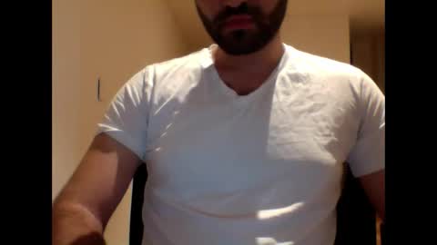 Snapshot of aussie099 chatting on 01/12/25, 10:56 aussie099 online show from 01/12/25, 10:56