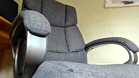 aussie_dadbod90 online show from 02/19/26, 06:53