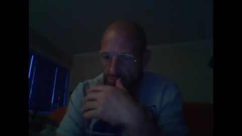 Snapshot of aussieguy59660 chatting on 11/24/25, 09:09 aussieguy59660 online show from 11/24/25, 09:09