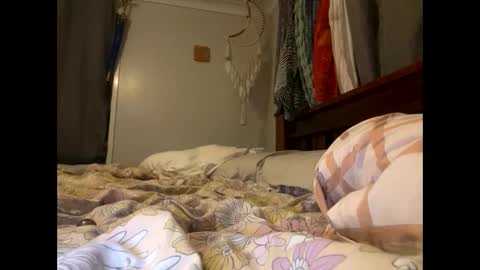 Milf4u online show from 12/18/25, 02:45