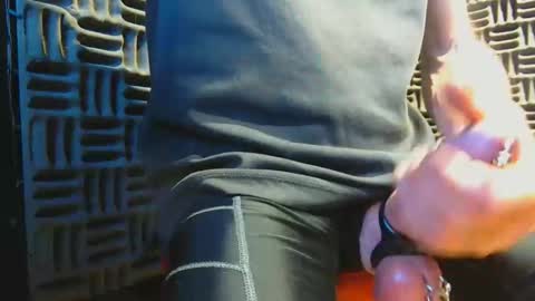 aussieraz online show from 04/09/26, 07:14