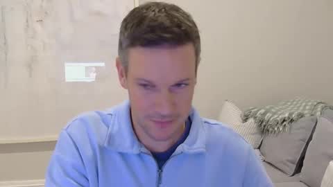 aussiesurfer0000 online show from 04/17/26, 07:44