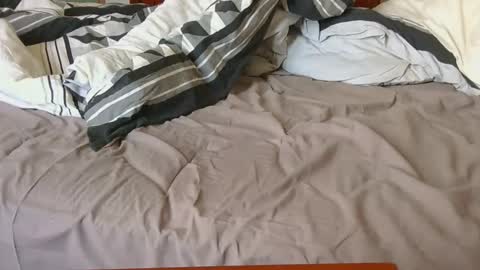 Austin online show from 04/19/26, 07:07