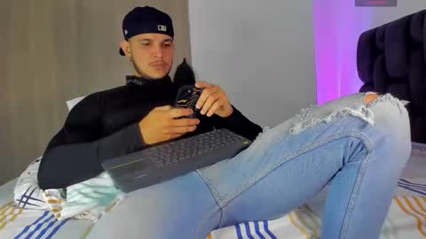 A online show from 12/20/25, 11:34