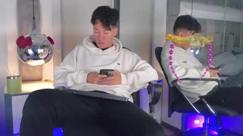 austinreeds online show from 04/08/26, 02:06