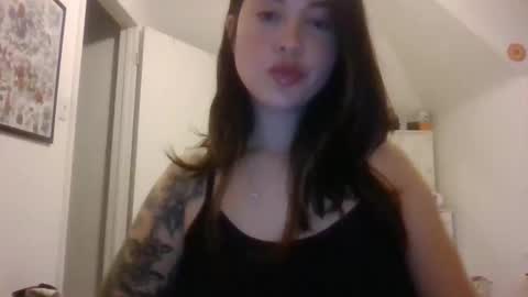 autumnb712 online show from 02/11/25, 11:22