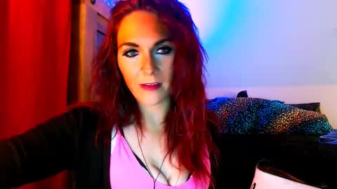 Snapshot of autumnrose6068 chatting on 03/04/25, 09:40 autumnrose6068 online show from 03/04/25, 09:40