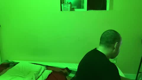 Auz online show from 12/22/25, 03:09
