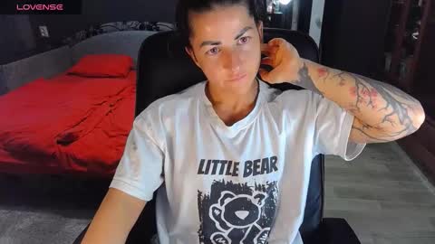 Ava online show from 10/13/25, 11:54