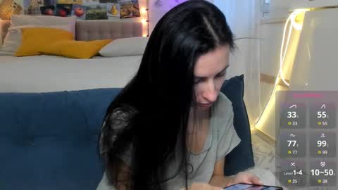 Ava online show from 10/12/25, 05:28