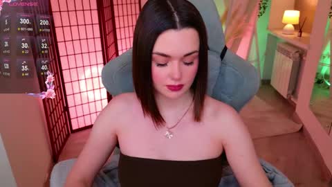 Ava online show from 01/11/26, 02:00