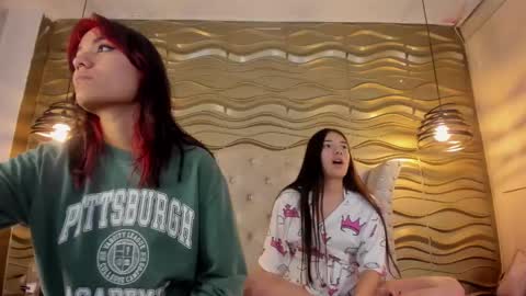 Snapshot of ava_broown chatting on 12/06/24, 05:09              online show from 12/06/24, 05:09