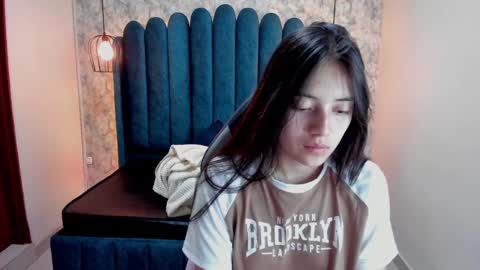 Snapshot of ava_broown chatting on 03/01/25, 02:48              online show from 03/01/25, 02:48