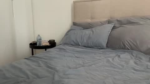 Ava  online show from 09/10/25, 01:38