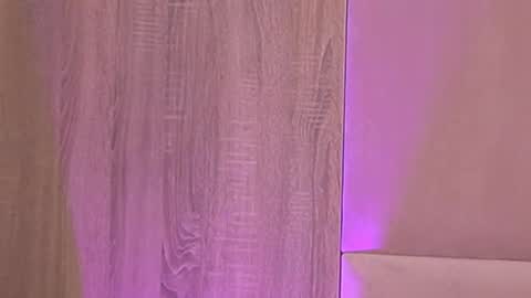 Ava online show from 03/04/25, 10:05