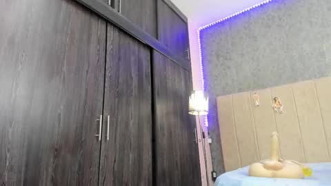 AVA online show from 12/21/25, 02:30