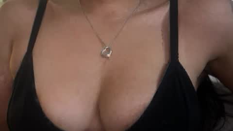 Ava Bareall online show from 07/30/26, 11:09