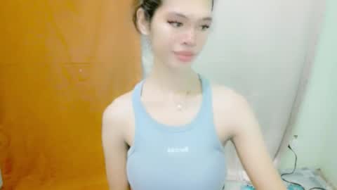 avacadaxcx online show from 09/22/25, 04:20