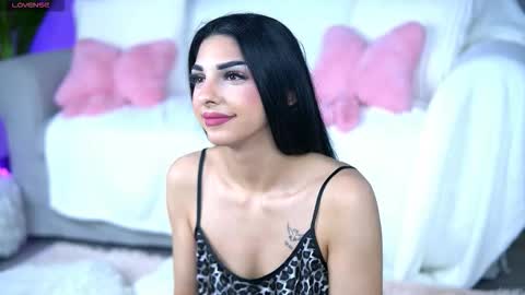 Ava online show from 03/11/26, 07:53