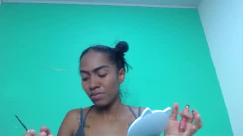 avalericherrycm101 online show from 11/12/25, 11:25