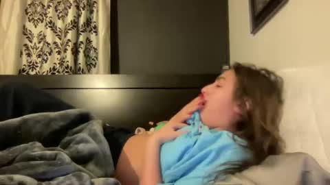 Snapshot of avamonroexo chatting on 12/21/24, 03:47 Ava Monroe online show from 12/21/24, 03:47