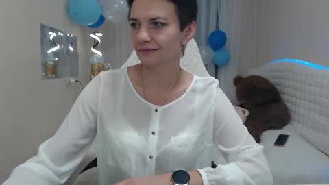 avasaturnian online show from 09/28/25, 12:10