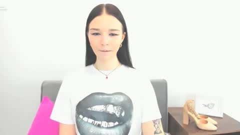 Snapshot of avasensitive69 chatting on 09/11/25, 03:12 avasensitive69 online show from 09/11/25, 03:12