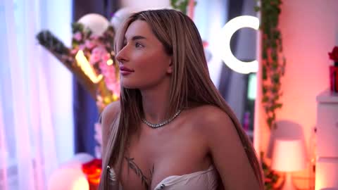 Carina online show from 02/20/25, 05:33