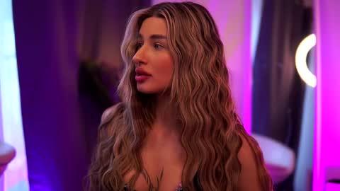 Carina online show from 03/05/25, 05:18