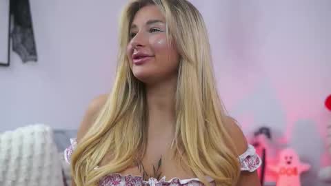 Carina online show from 10/27/25, 09:52