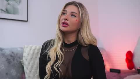 Carina online show from 11/27/25, 10:34