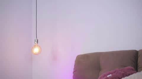 Snapshot of avashay chatting on 05/06/26, 04:34 Carina online show from 05/06/26, 04:34
