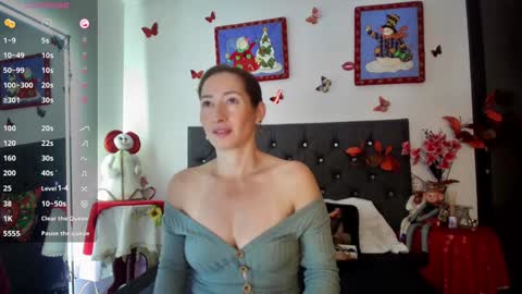 Snapshot of avatomas chatting on 12/31/24, 03:45 Ava Tomas online show from 12/31/24, 03:45