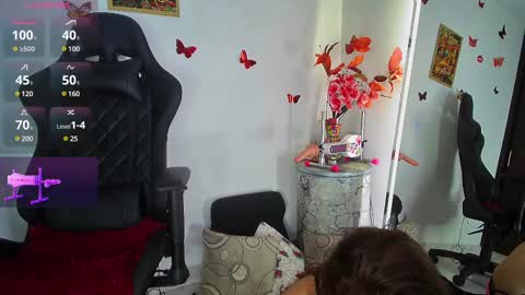Snapshot of avatomas chatting on 02/12/25, 05:26 Ava Tomas online show from 02/12/25, 05:26