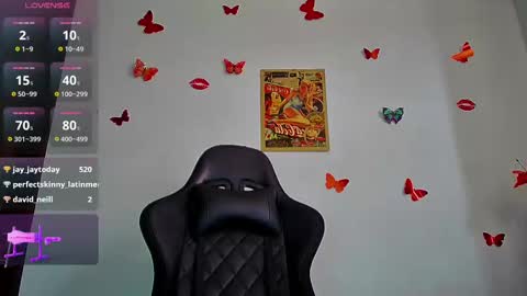 Snapshot of avatomas chatting on 02/12/25, 02:43 Ava Tomas online show from 02/12/25, 02:43