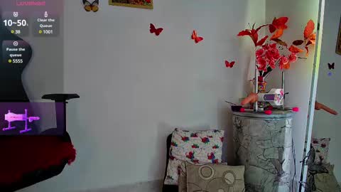 Snapshot of avatomas chatting on 02/13/25, 02:23 Ava Tomas online show from 02/13/25, 02:23